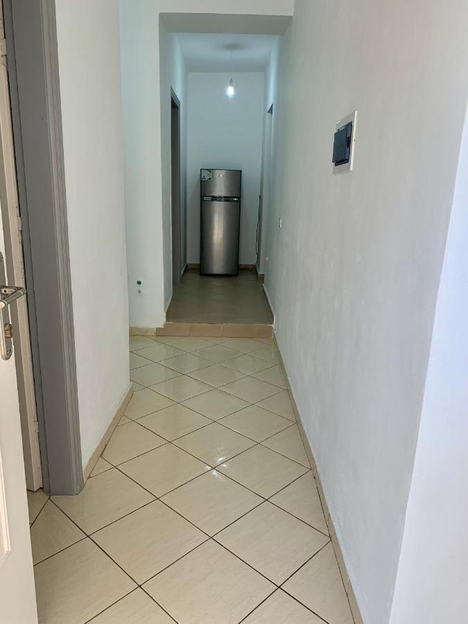 Vaso Apts Sarandë Esterno foto