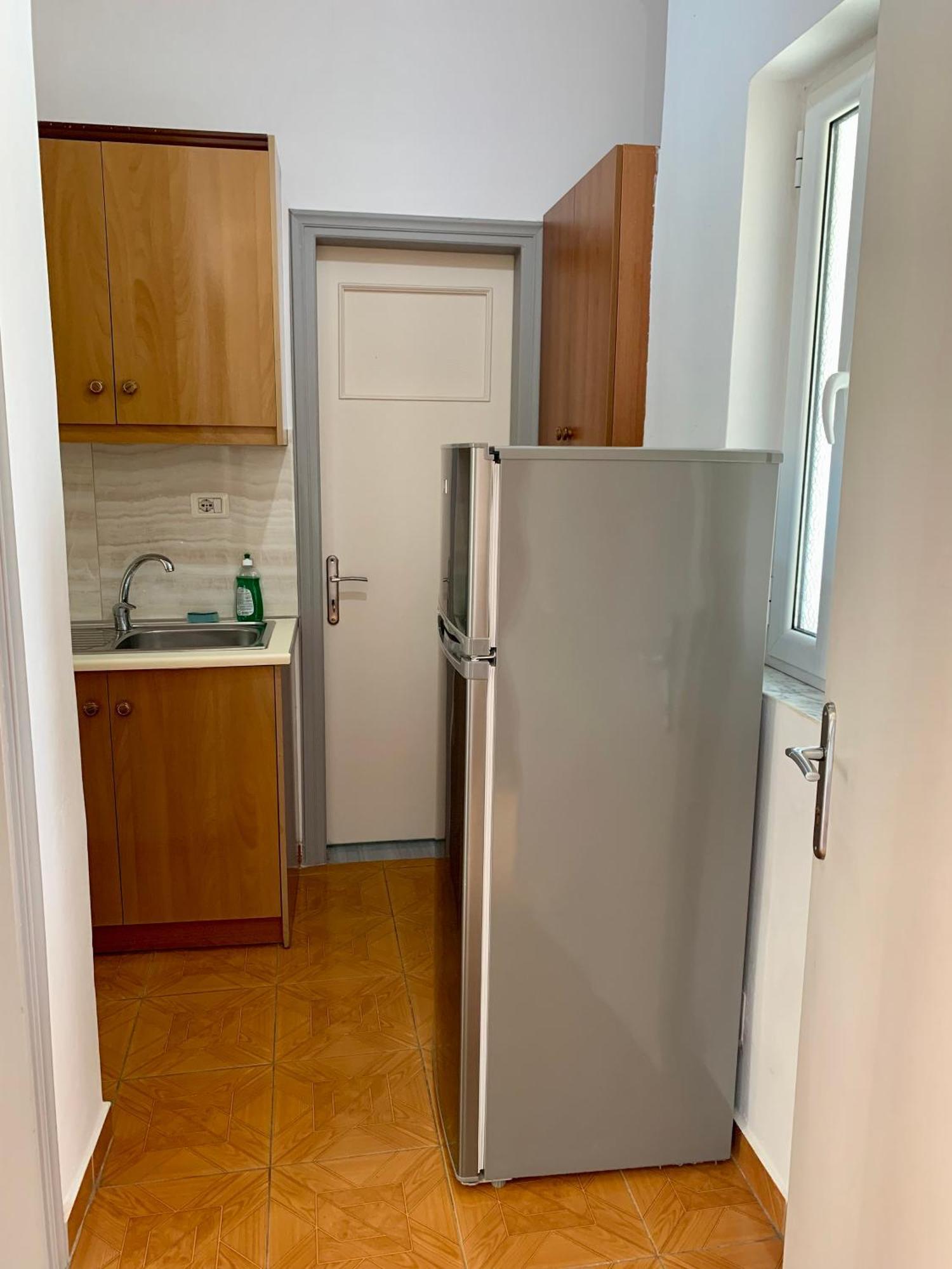 Vaso Apts Sarandë Esterno foto