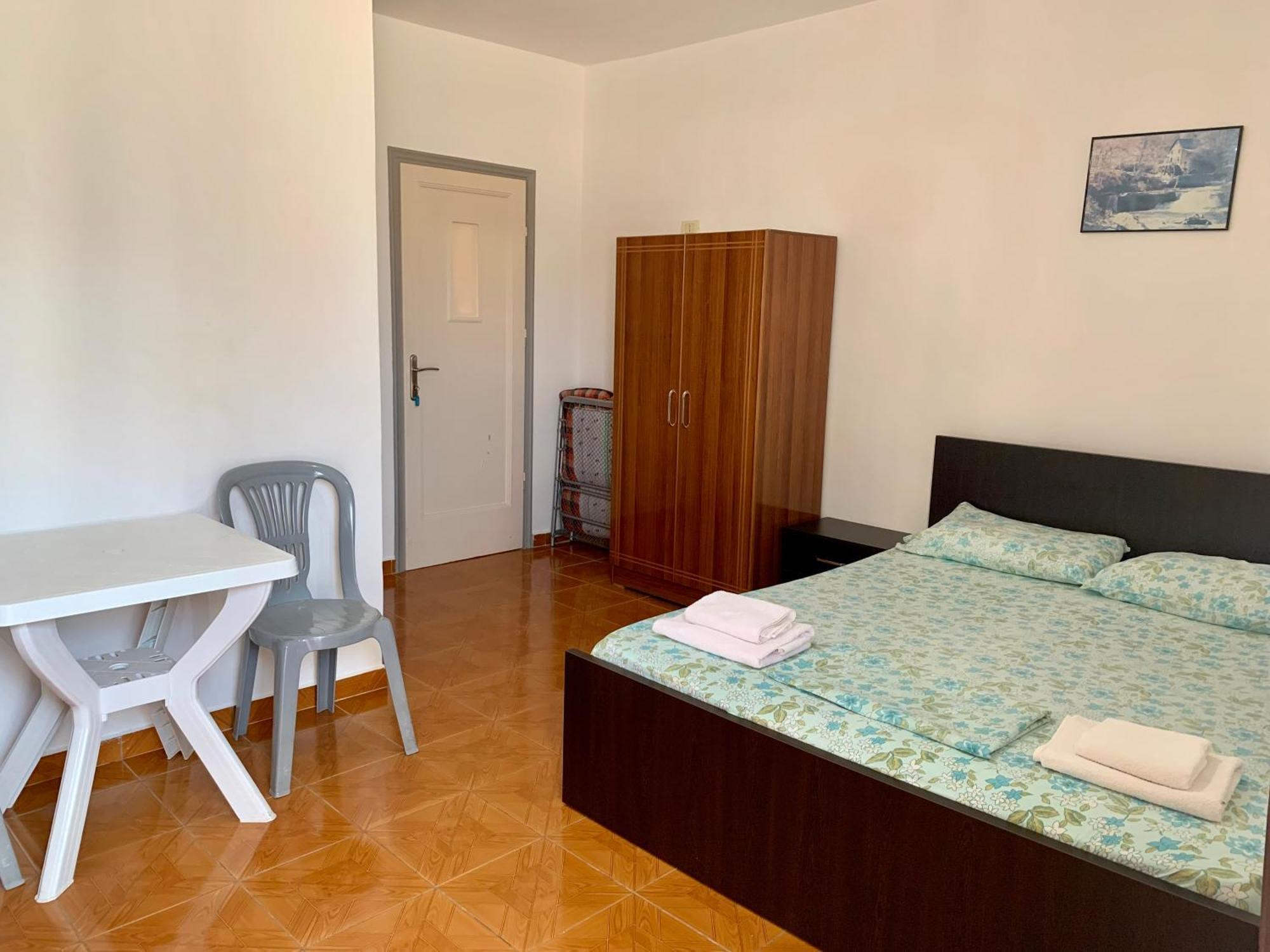 Vaso Apts Sarandë Esterno foto